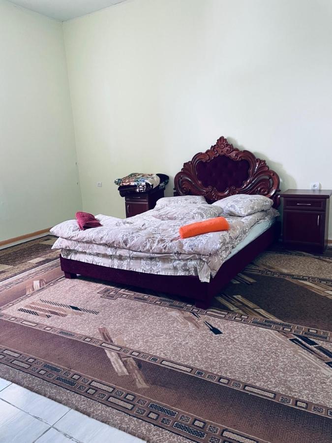 Mount Aragats Aparthotel Byurakan Bagian luar foto