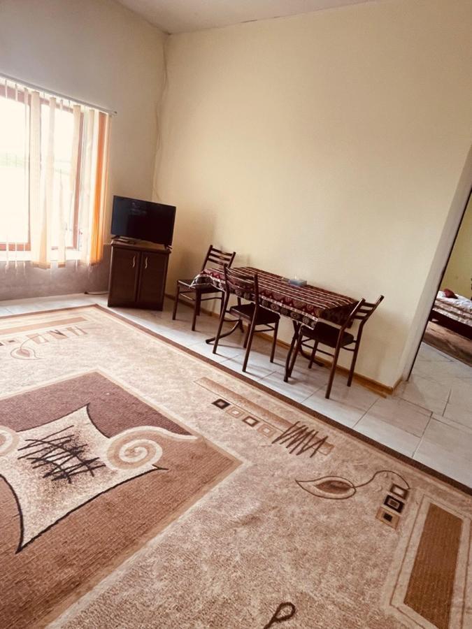 Mount Aragats Aparthotel Byurakan Bagian luar foto